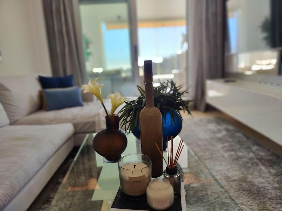 La Mairena - Chic Getaway With Sea & Mountain Views, And Sports Apartment