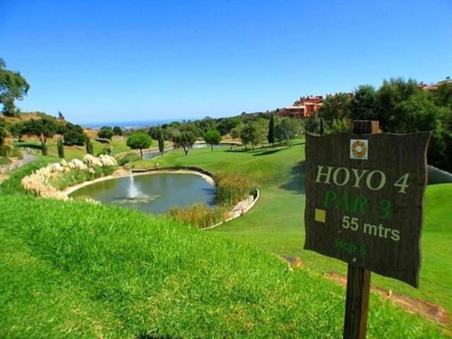 Apartment La Mairena - Chic Getaway With Sea & Mountain Views, And Sports Marbella